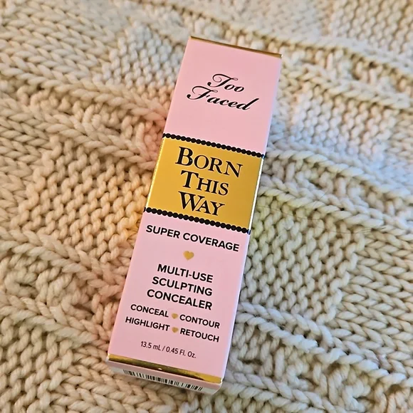 Too Faced Concealer - Picture 1 of 3